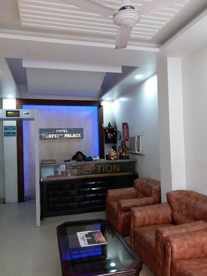 Hotel Perfect Palace Neu-Delhi Exterior foto